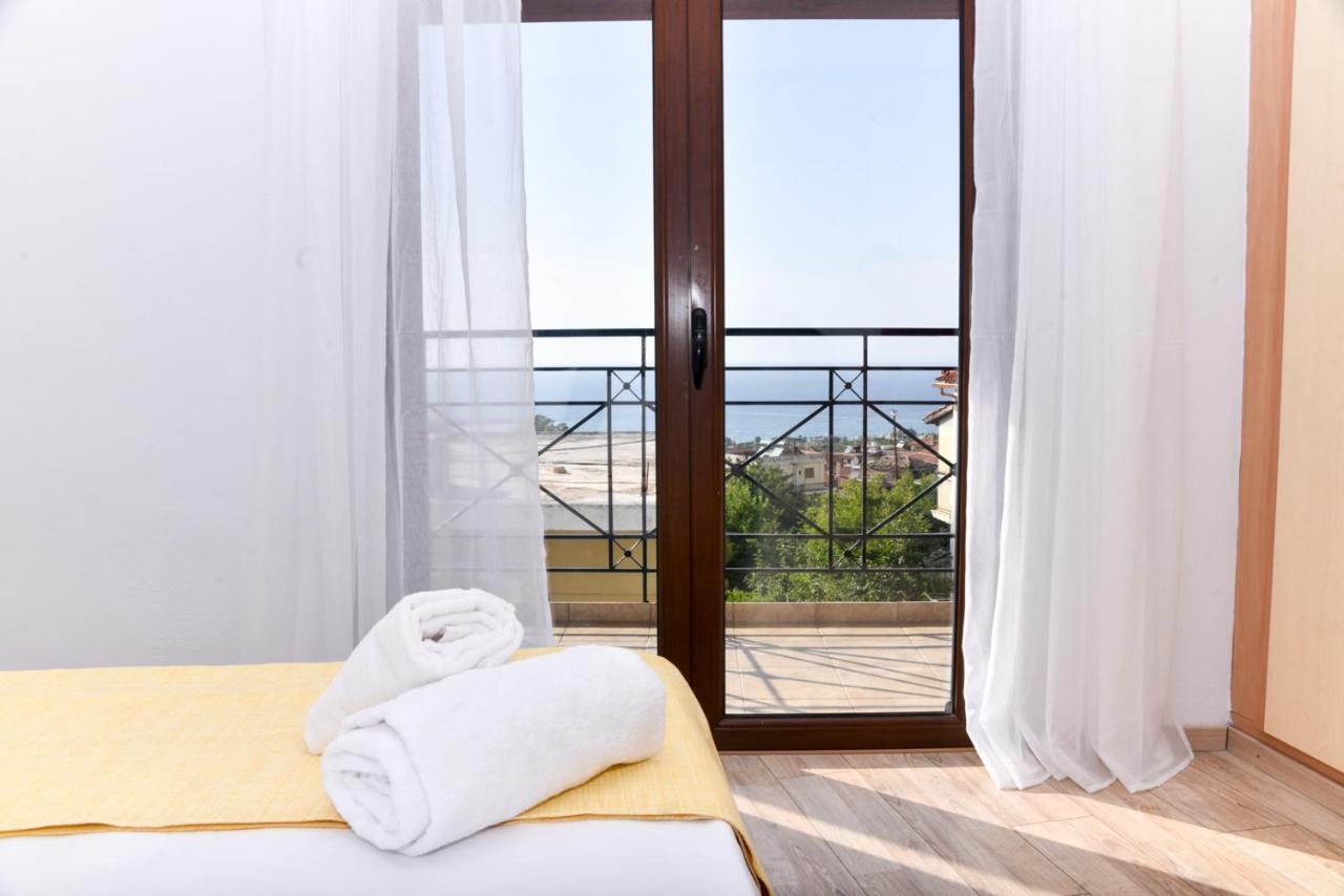 Appartamento Prana'S Castle Kyparissia Esterno foto