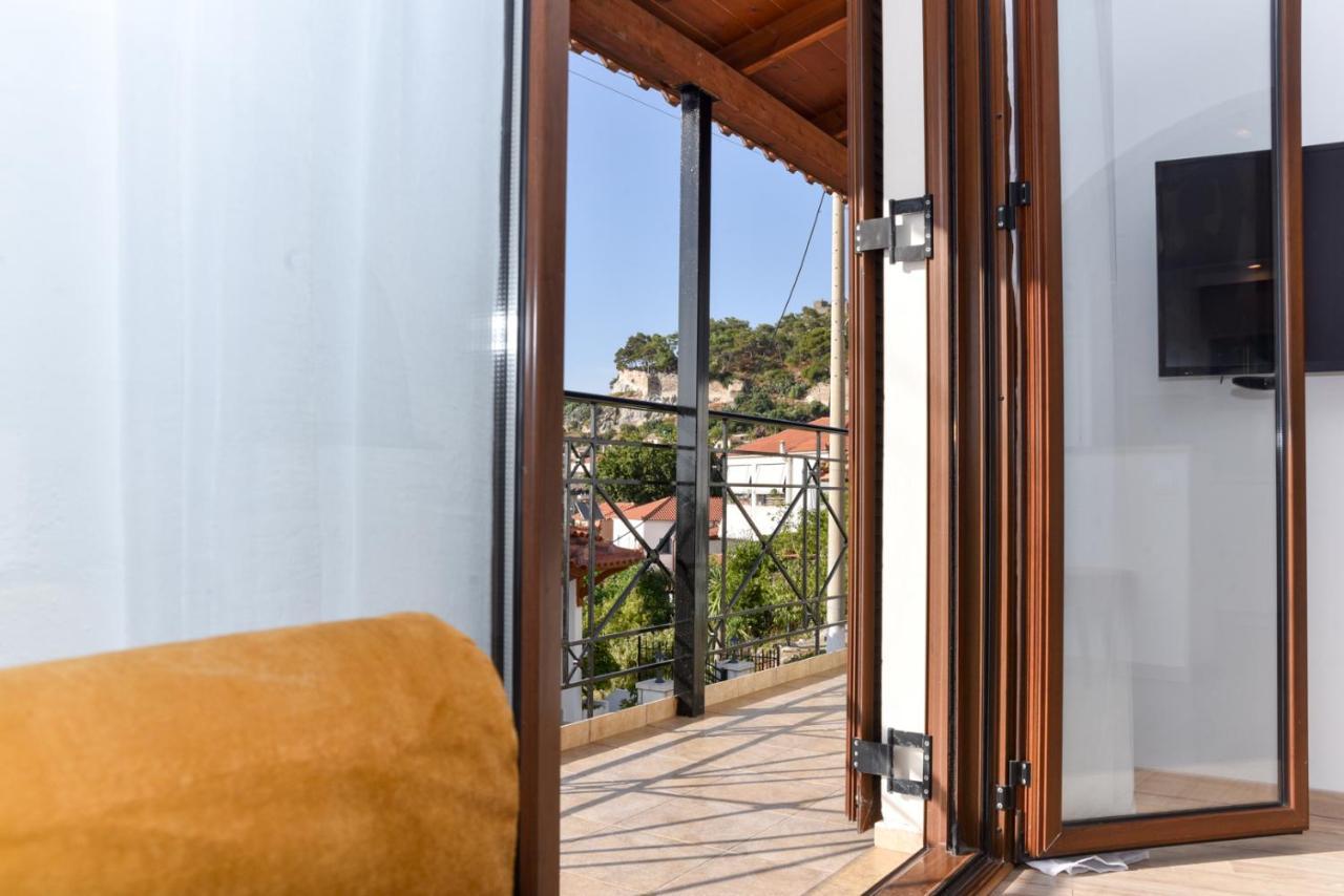 Appartamento Prana'S Castle Kyparissia Esterno foto